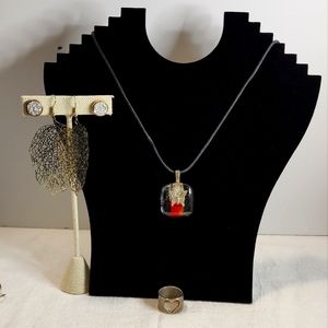 Necklace 2 pairs of  earrings and a ring
